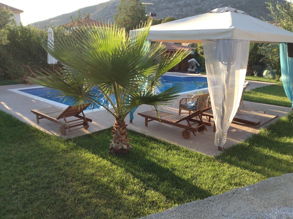 Andriotis Rooms & Houses Skála Loutrón Extérieur photo