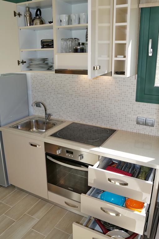 Andriotis Rooms & Houses Skála Loutrón Extérieur photo